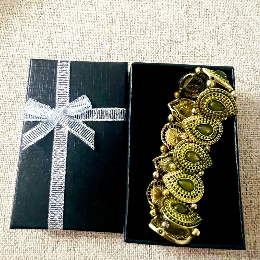 Gemstone bracelet